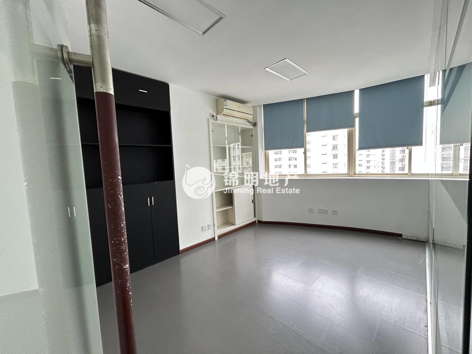 徐家汇博大商务楼66平米写字楼出租